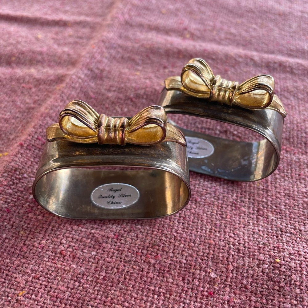 🌱5/$25🌱 Regal Silver | Vintage Napkin Rings Bows | Set of 2